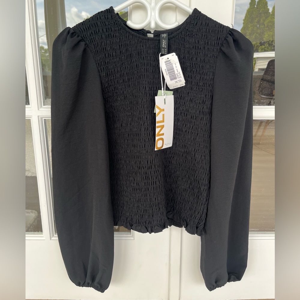 Puffy Long Sleeve Shirt
